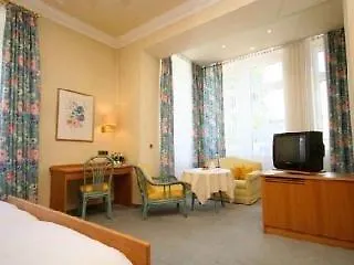 Parkhotel Luisenbad Hotel 4*