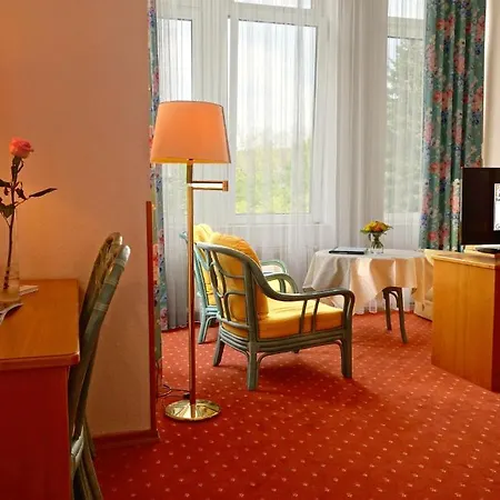 Parkhotel Luisenbad Hotel